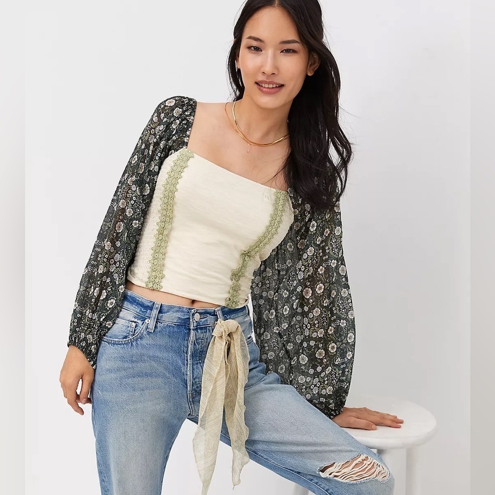 Forever That Girl Smocked Balloon-Sleeve Top size medium